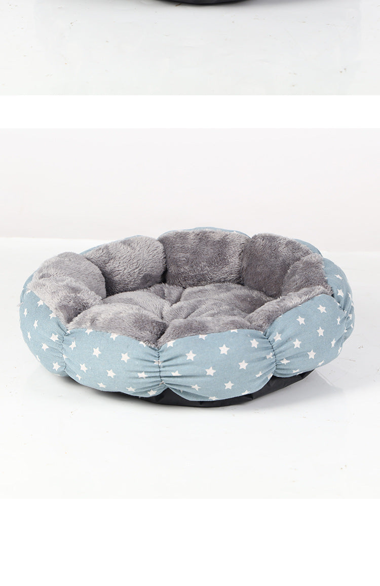 ArcticPaw Calming Donut Pet Bed - product photo 3